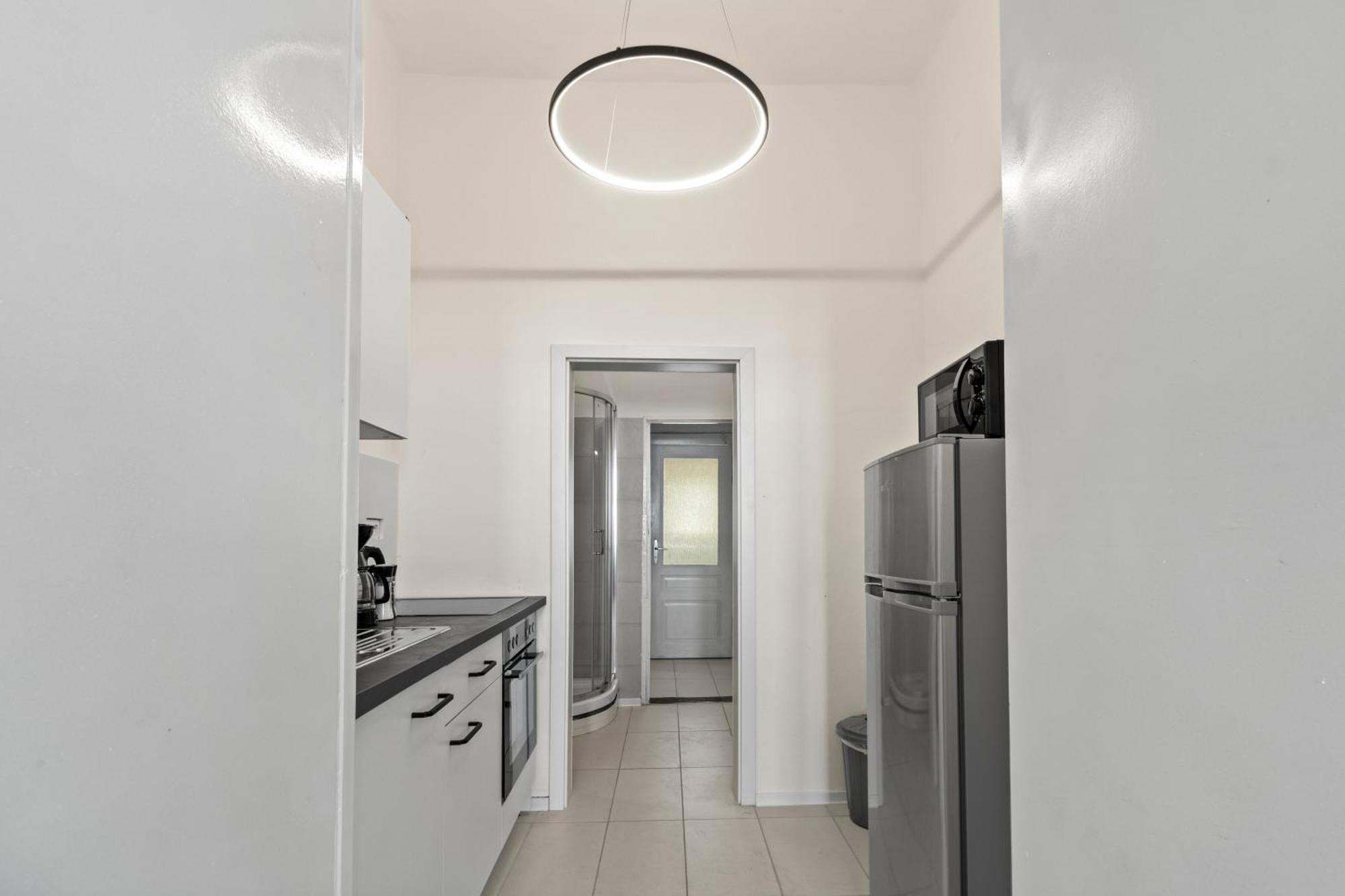 Spacious Apartment, 3 Min To U6 Metro Viena Exterior foto
